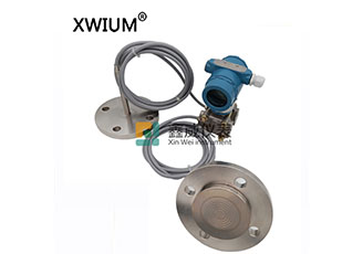 双法兰压力变送器